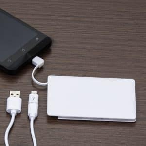 Power Bank Plástico Formato Cartão com indicador Led Personalizado 8 Carregador-Powerbank-cartao-Personalizados